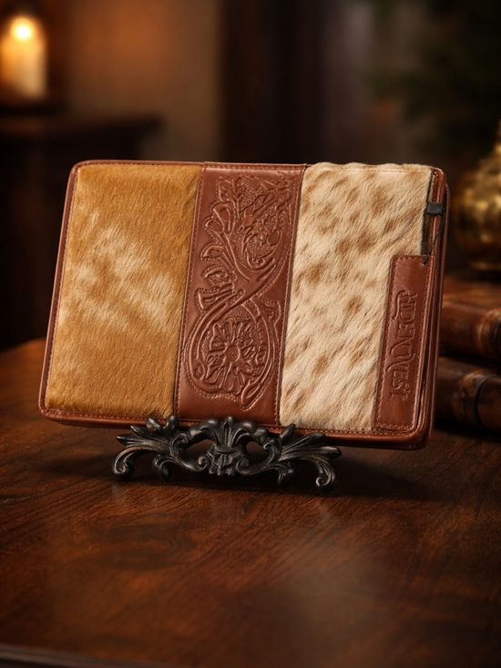 Handmade Handbags - NWT Western Cowhide Leather Jewelry Travel Organizer Case Boho